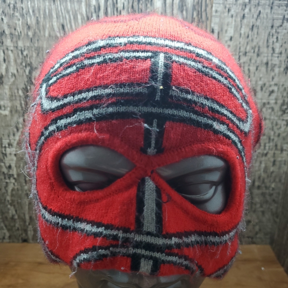 Detroit Red Wings Face Mask Beanie Boy Reebok Face Off Collection Boys Size 8-20